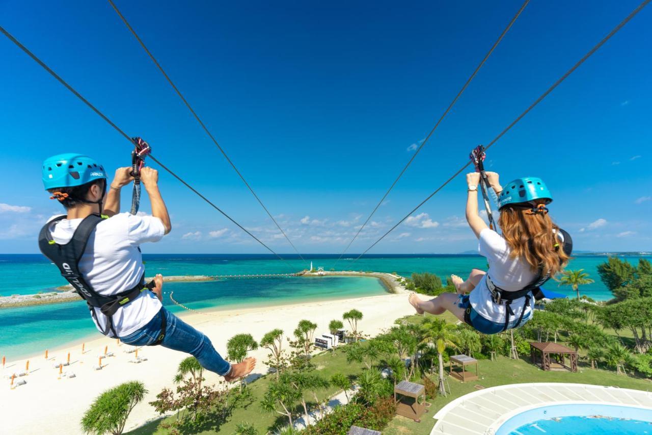 Sheraton Okinawa Sunmarina Resort Onna Exteriör bild