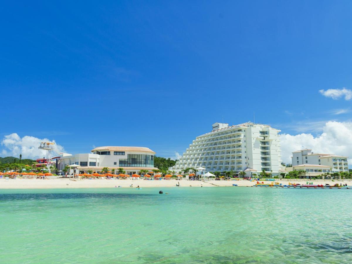 Sheraton Okinawa Sunmarina Resort Onna Exteriör bild
