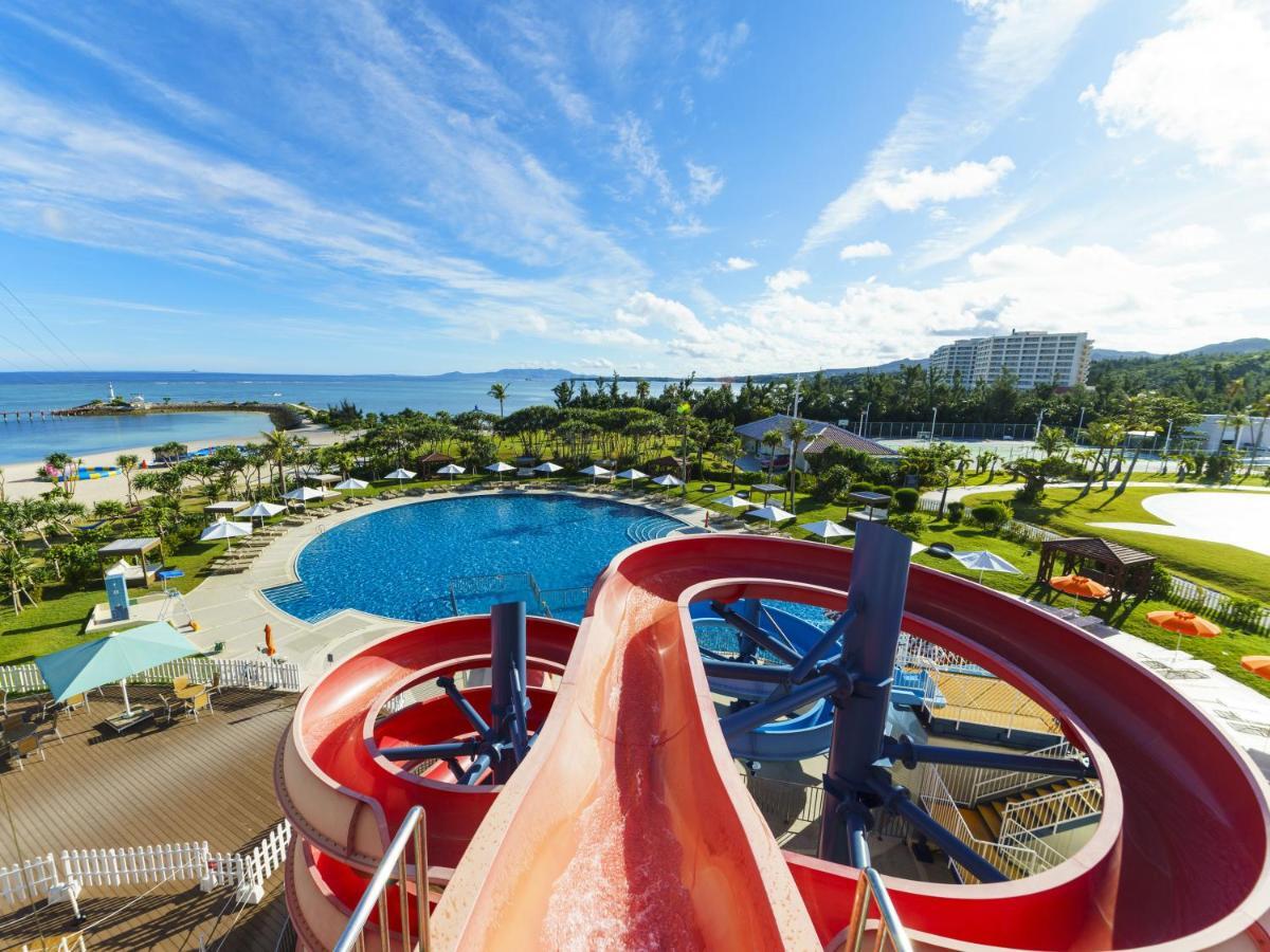 Sheraton Okinawa Sunmarina Resort Onna Exteriör bild